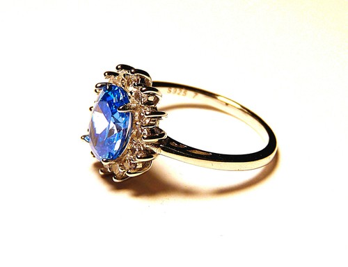Swiss Blue Zircon Gemstone (lab created) sterling silver Halo Ring, Size 7 - Picture 2 of 5