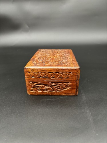 Vintage Intricate Hand Carved Wooden Box, Jewelry / Trinket Box, 6x4x2 - Picture 2 of 8