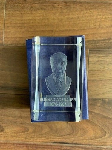 Briefbeschwerer mit Hologramm, Konrad Adenauer - Bild 2 von 4