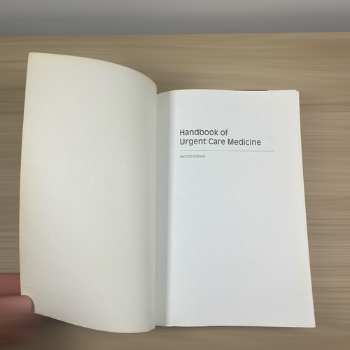 Handbook of Urgent Care Medicine (The Secrets Series) 2nd Edition 2002 - Picture 7 of 11