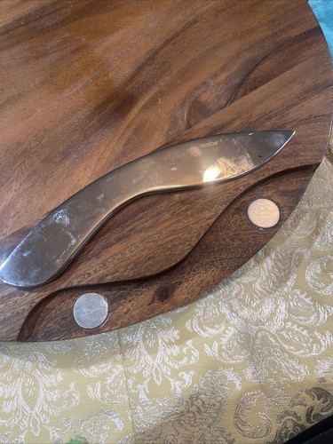 Nambe Wood Cheese Block Board w/magnetic Knife & Spreader EUC - Picture 3 of 3