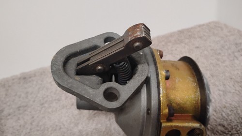 NOS ( New Old Stock ) CAPAC Factory Rebuilt Fuel Pump # 4657R. ( 00 ) - Picture 6 of 10