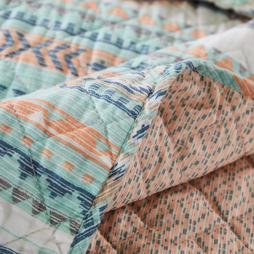 Phoenix Throw Blanket 50 x 60-inch - Picture 4 of 4