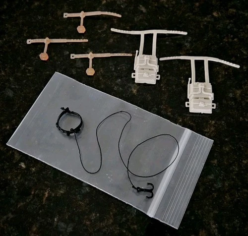 Vintage 1980 Star Wars ESB Hoth Survival Kit Lot