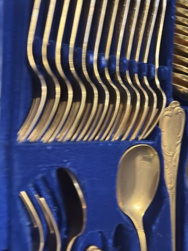 ✨ 70-Piece Solingen Cutlery Set – 23K Gold-Plated – Germany 🇩🇪 - Picture 10 of 11
