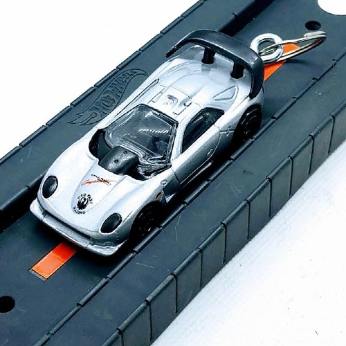 Genuine Hot Wheels 1998 First Editions Silver Callaway C-7 Diecast Keychain Gift - Picture 2 of 12