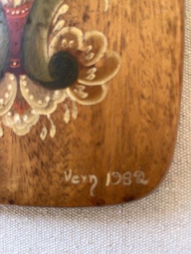 Vintage '82 signiertes Vern Rosemaling Paddel Schneidebrett wunderschöne Herbstfarben 15x5,5 - Bild 5 von 8