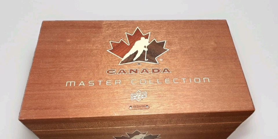2015 Canada Master Collection Match Base Set, Quad Jersey Set Match Box 482/499 Foto 3 de 4