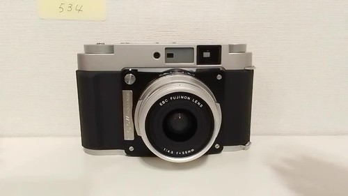 Scatola [COME NUOVA+++] Fuji Fujifilm GF670W 6x6 6x7 fotocamera 55 mm F4,5 dal GIAPPONE - Video 1 di 1