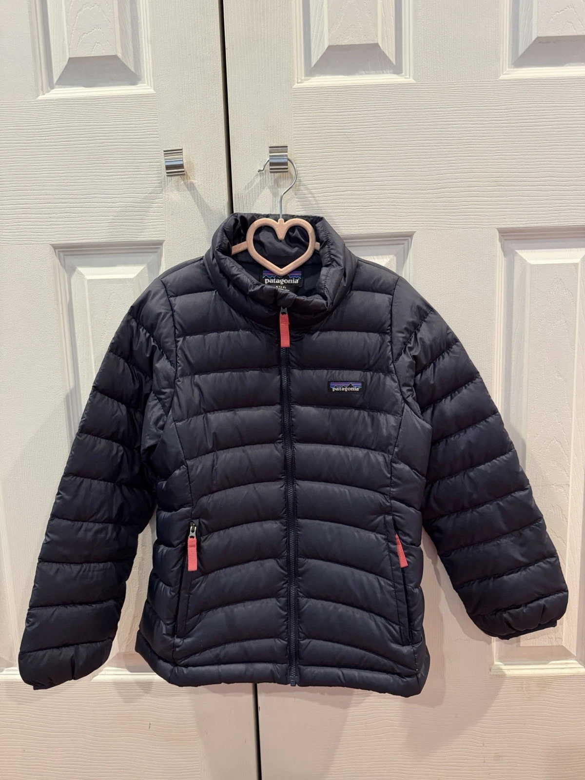 Patagonia Girl’s Kids Down Sweater Jacket Navy Small