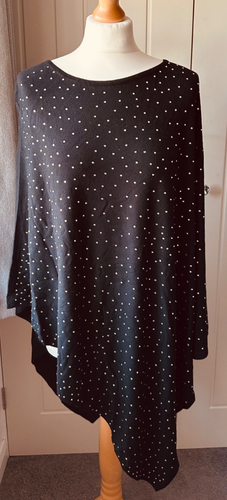Schwarzer enger Strickponcho mit Strass von Frank Usher.