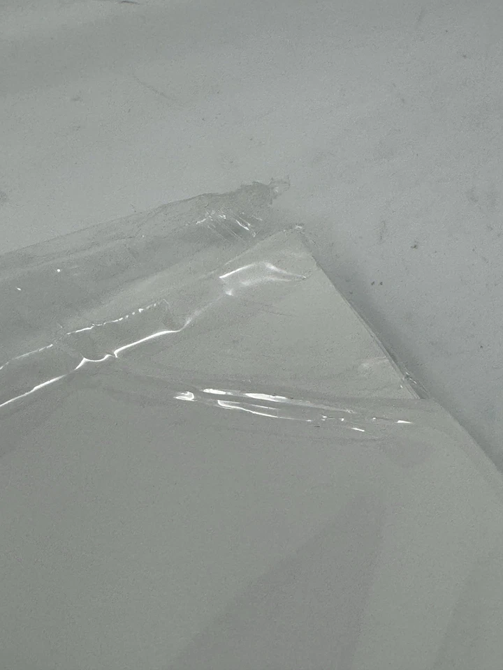 Epson Ultra Premium Presentation Paper Matte 13x19" 100pk- new w/ bent corners - Image 2 of 4