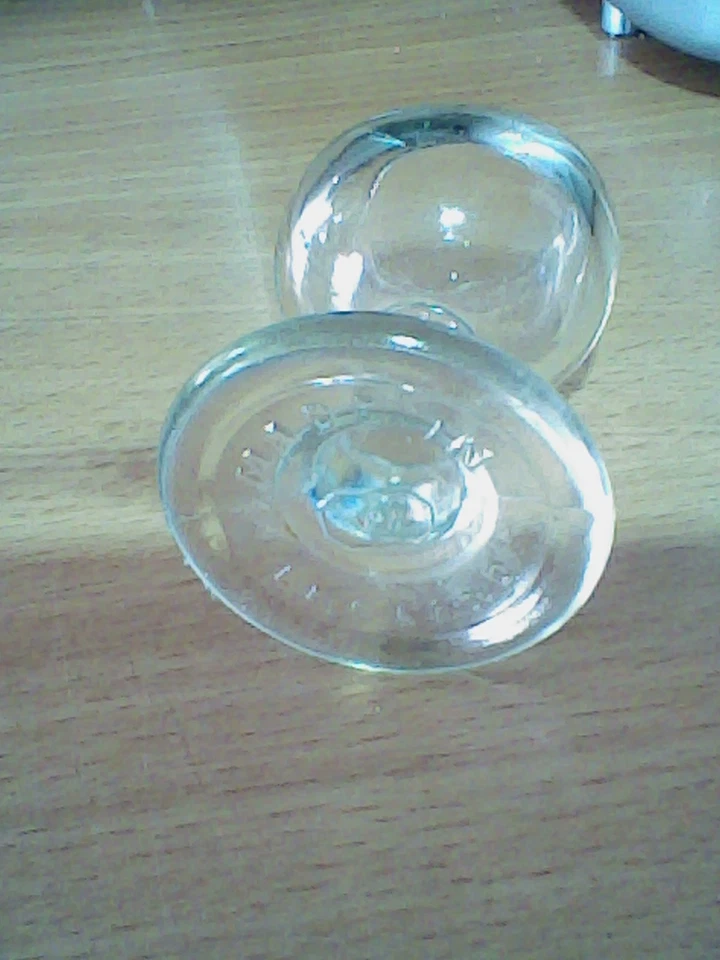 Vintage Antique Clear Glass Eye Wash Bath Made In England 7.5cm - Image 3 of 3