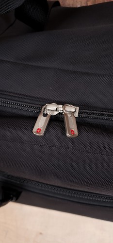 Victorinox Rolling 2 Wheel Upright Luggage Duffle Travel Bag 27" Black Nylon - Picture 5 of 14