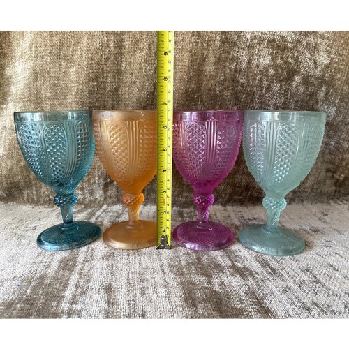 Set of Four Vista Alegre Bicos Crystal Goblets, Portuguese Hand-Pressed Glass - Picture 3 of 4