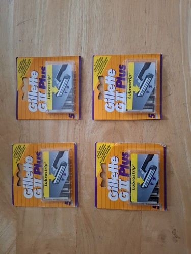 20 x Gillette GII Plus Rasierkartuschen mit Lubrastrip - (4 Boxen, 5 Klingen)
