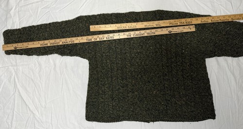 Carraig Donn Pullover Damen mittelgrün Wolle Strickjacke Zopfmuster Knopfleiste - Bild 8 von 9