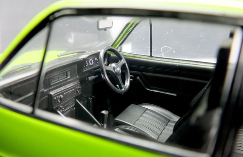 1:18 MCG Modellauto "1980 MK2 FORD ESCORT 2.0 RS2000 (java grün) modifiziert #18406 - Bild 4 von 7