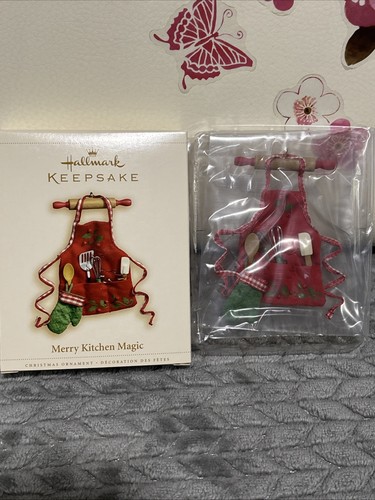 Hallmark Keepsake Merry Kitchen Magic Christmas Ornament -  2006 NOS - Picture 3 of 5