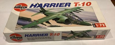  Airfix 04040 1:72 Hawker Siddeley Harrier T-10  (DB298-19K2/7/4)