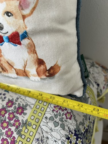 The Humane Society 26” Embroidered Dog Cushion Pillow Sunglasses & Bandanas Rare - Picture 4 of 9