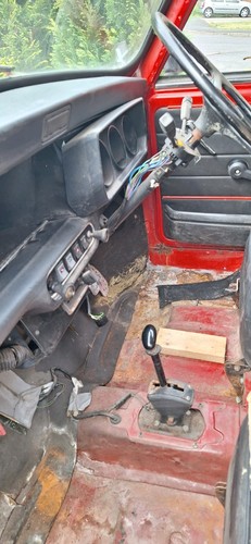 Rover Mini 1990 Flame Red Checkmate - Picture 21 of 23