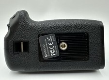 Vello BG-C13 For Ca n T6i T6s No Battery Tray