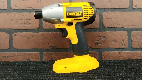 Dewalt DW056 18V Heavy Duty 1/4" Impact Driver-***NEW*** - Picture 2 of 11