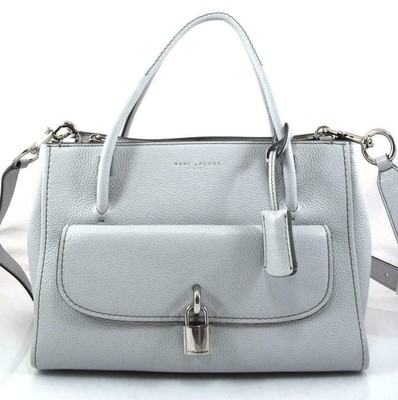 marc jacobs lock that leather tote bag