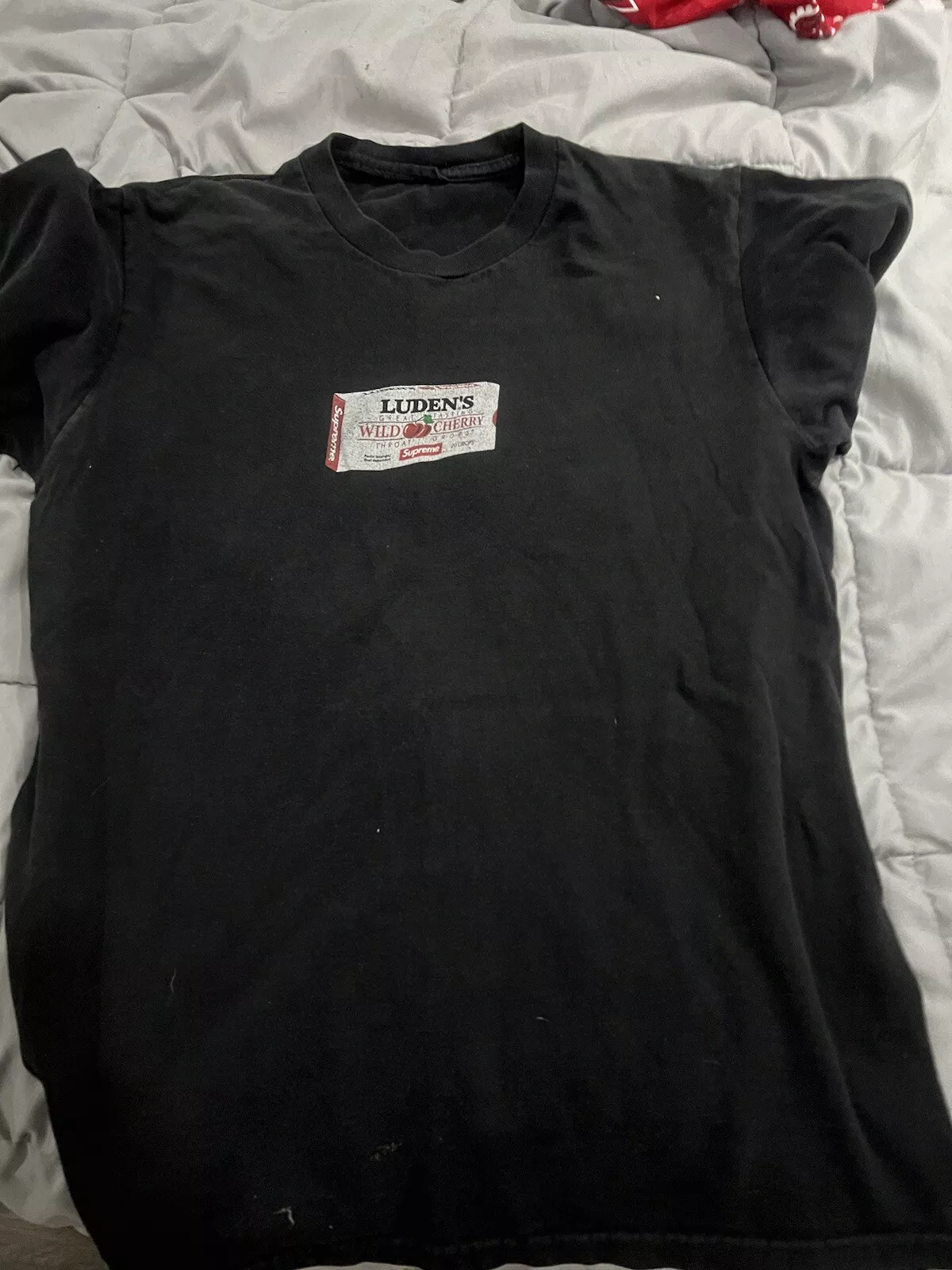 T shirt Supreme Ludens Toux Gouttes 100% Authentique ��