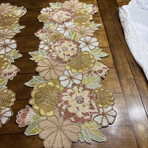 NEW Pier Tropical Hacienda beaded Table Runner centerpiece 13"x36" floral - Picture 3 of 8