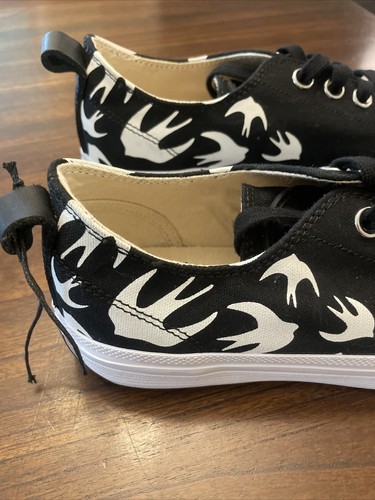 Alexander McQueen Low Top Sneakers Size 8 PRC 🇨🇳 - Picture 11 of 16