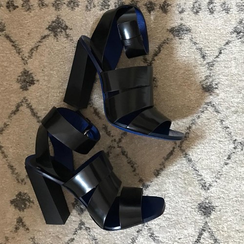 NWOB Proenza Schouler Sandals Sculptural heels patent black cobalt insole 38 7.5 - Picture 7 of 7