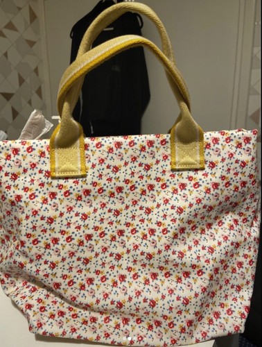 New Cath Kidston X Peanuts Snoopy Floral Handbag Tote Bag With Shoulder Strap - Picture 2 of 5
