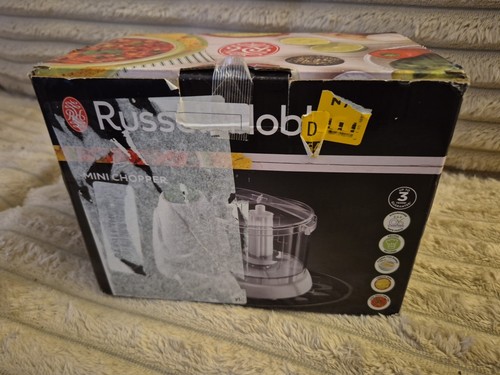 Russell Hobbs 22220 130W Mini Chopper - White/Green RRP £18.99 - Picture 3 of 5
