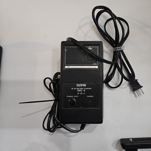 SUNPAK 622 super PRO-SYSTEM Flash- charger, 2 cl 3 batteries & cannon interface - Picture 4 of 5