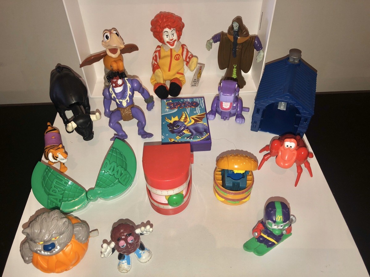 レア コンプ ハーディーズ Hardee's ミールトイ ビンテージ Lot Of 16 Vintage Mcdonalds Happy Meal Burger King Hardees