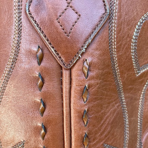 Back At The Ranch 7.5C Saddle 12" Tooled a mano 5/8" Box Toe Botas Western - Imagen 4 de 24