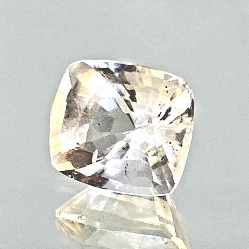 Scapolite naturale sfaccettata non trattata Birmania Mogok 8,30 mm W6396 - Foto 2 di 2