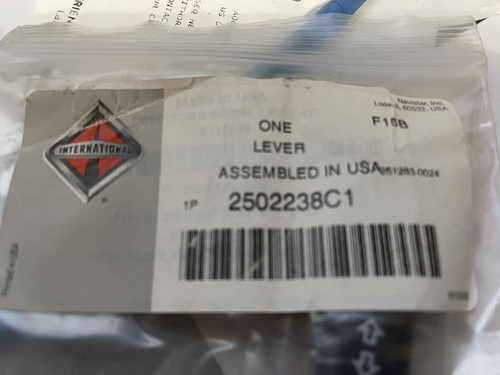 NEW GENUINE INTERNATIONAL /  IH  /  NAVISTAR   2502238C1  LEVER