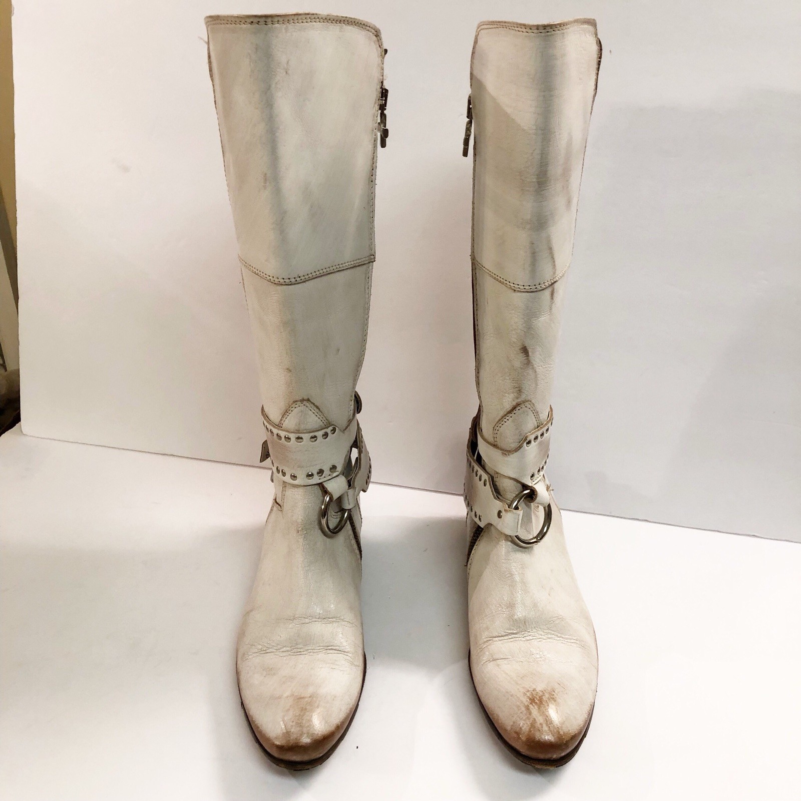 Mark Nason Siren Distressed Studded Off Weiß Studded Distressed Tall Leder Stiefel Sz 7M 95da12 Mark Nason Siren Distressed Studded Off Weiß Studded Distressed Tall Leder Stiefel Sz 7M 95da12