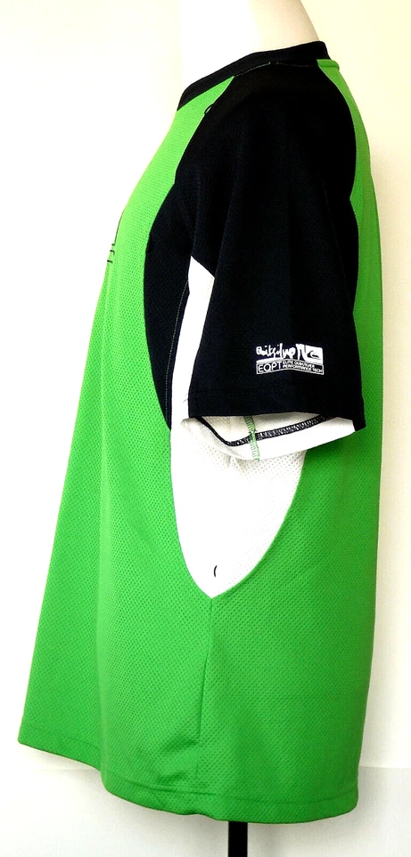 Camisa Elite Quiksilver Performance Tech Verde y Azul Marino Malla Poliéster S/S M Foto 2 de 4