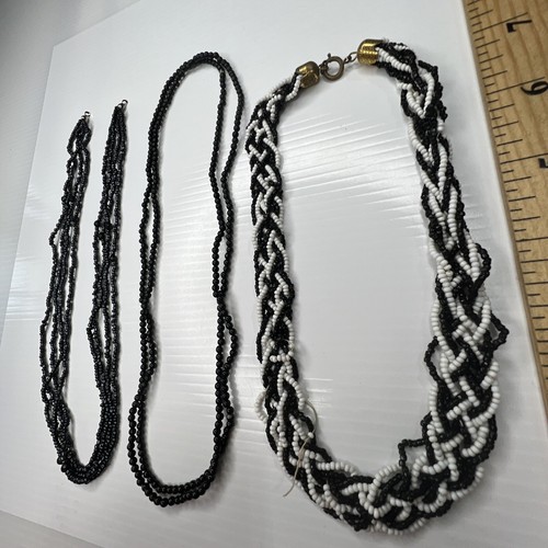 H1 Lot Black White Glass Crystals Resin Beaded Boho Hippie Retro Necklaces 15” - Picture 3 of 4