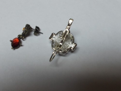 LOT OF 2 BEAUTIFUL NECKLACE & EARRING SETS SILVERTONE W/ AMBER STONES GOLDTONE - Picture 6 of 6