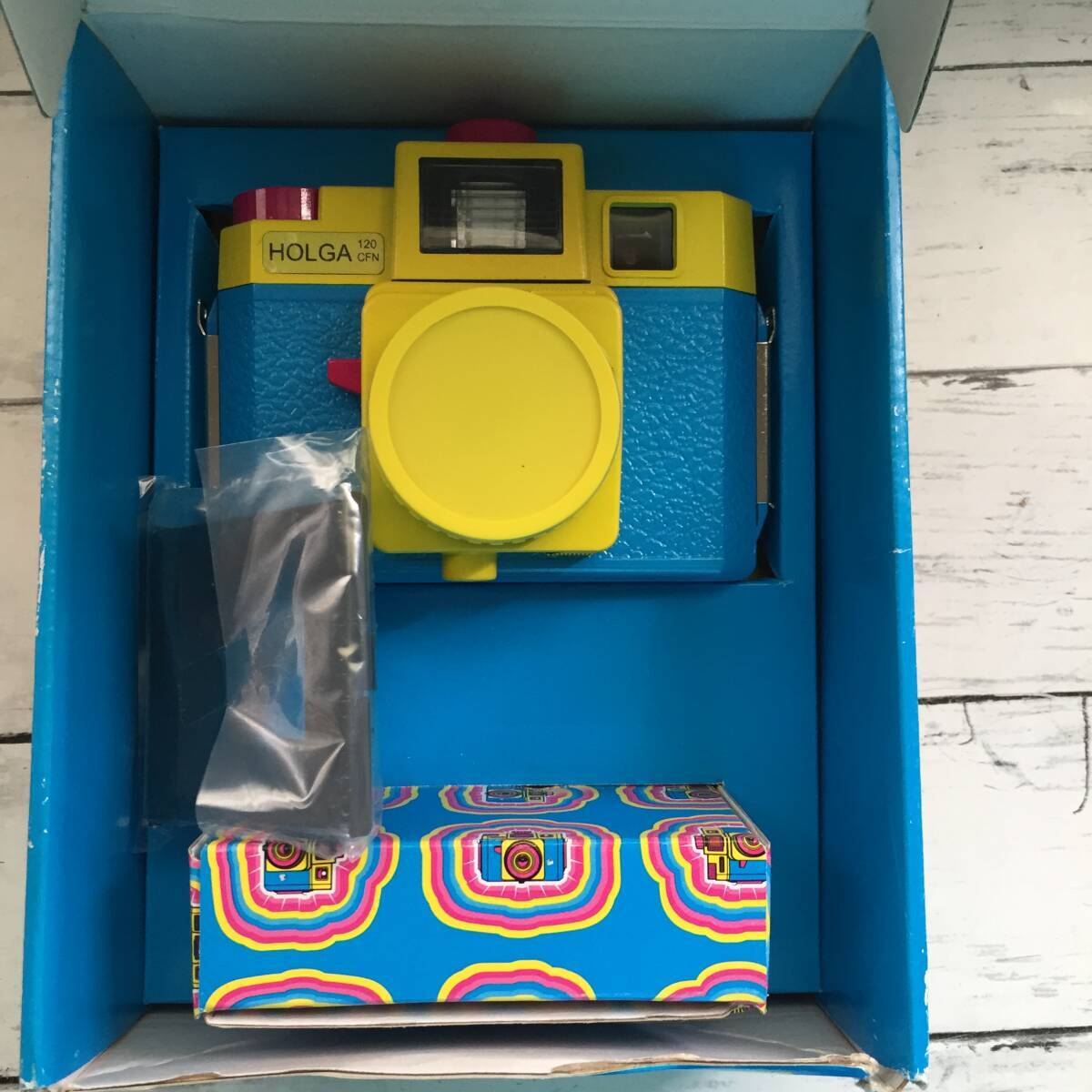 Holga 120 N Yellow Toycamera Medium Format Film Camera | 120