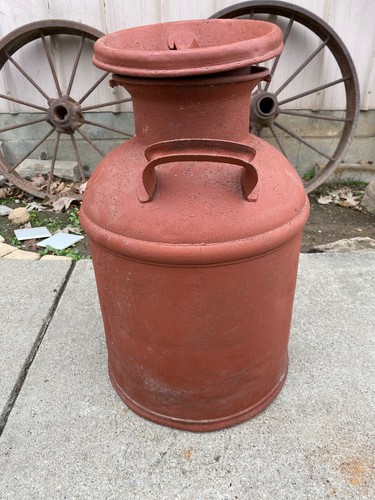 Vintage Metal Milk Can. - Picture 8 of 12
