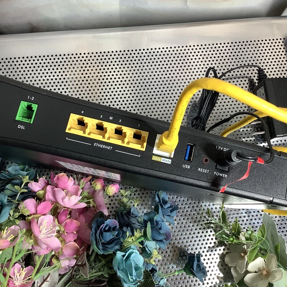 CENTURYLINK ZYXEL C3000Z MODEM WIFI ROUTER VDSL2 AC2200 GATEWAY INTERNET CABLE  - Image 4 of 4