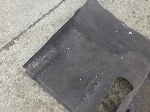 VAUXHALL INSIGNIA HATCHBACK 2009-2013 INTERIOR CARPET (REAR SECTION) - Picture 2 of 4