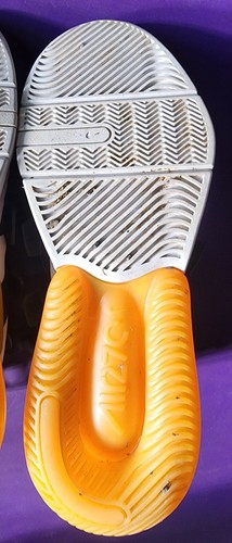 Nike Air Edge 270 Men’s Sz 10.5 Shoes White Black Orange Worn Once - Picture 8 of 8