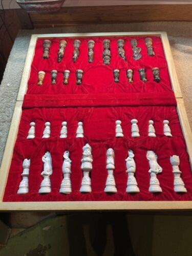 1980’s Turkish Hand Carved Meerschaum Chess Set 16x19 Folding Wood Board 4" King - Picture 1 of 23